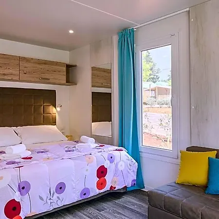 Hotel Mobile Homes Santa Marina, Lanterna 5*