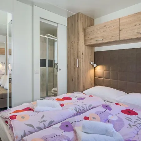 Parco vacanze Mobile Homes Santa Marina, Lanterna Tar-Vabriga