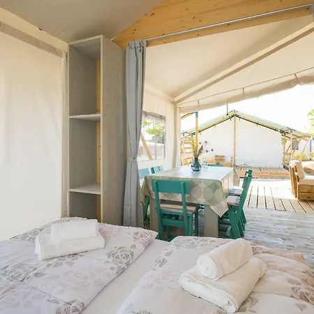 Parco vacanze Mobile Homes Santa Marina, Lanterna Tar-Vabriga