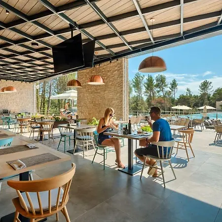 Parco vacanze Mobile Homes Santa Marina, Lanterna 5*